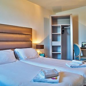 Adonis Hotel Bayonne